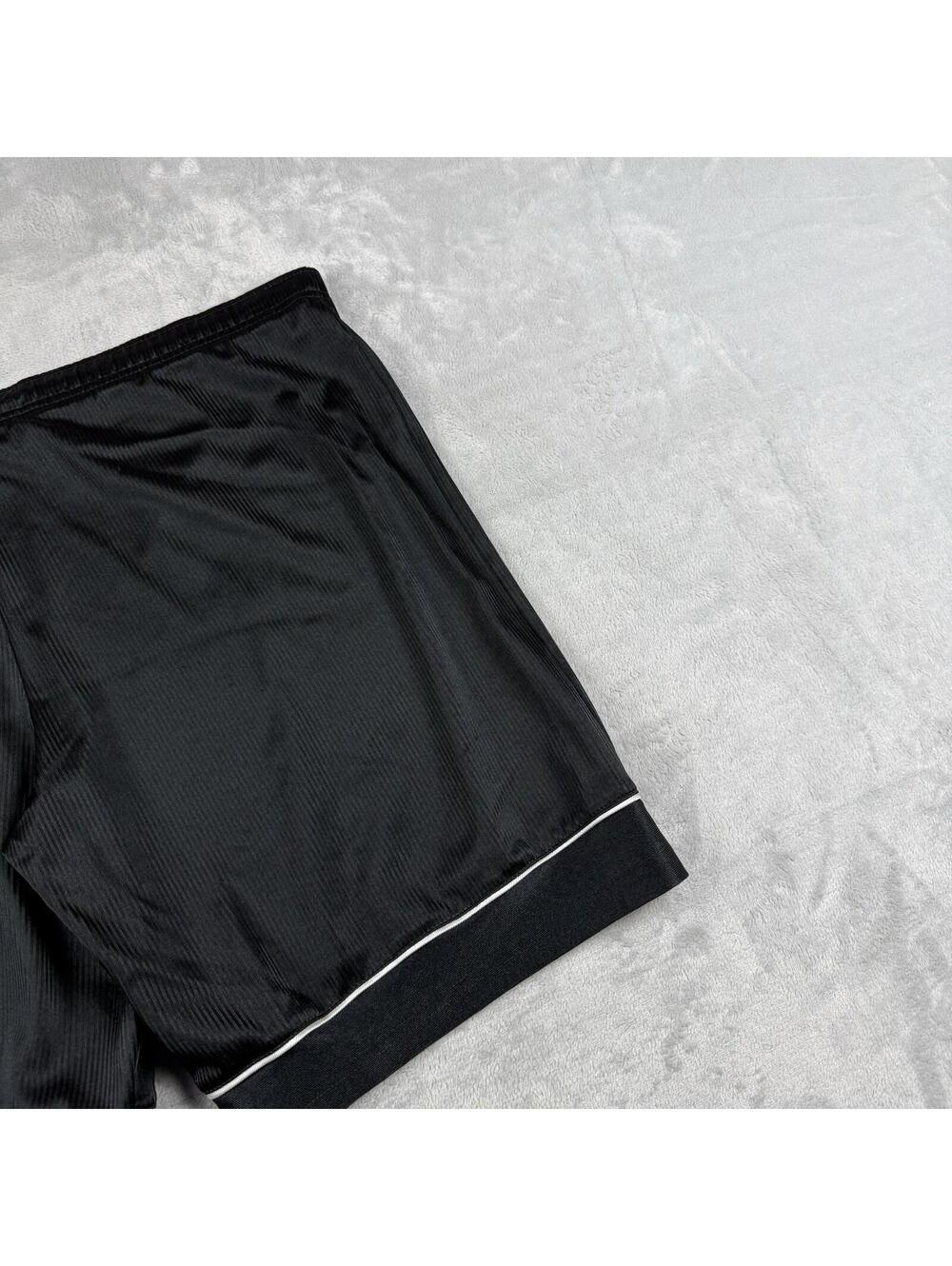 Vintage Nike Silky Basketball Shorts Men Size XL Y2K Training Swoosh Logo Baggy - Picture 9 of 9